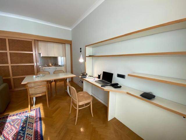 Borgonuovo Uno Appartement Milaan